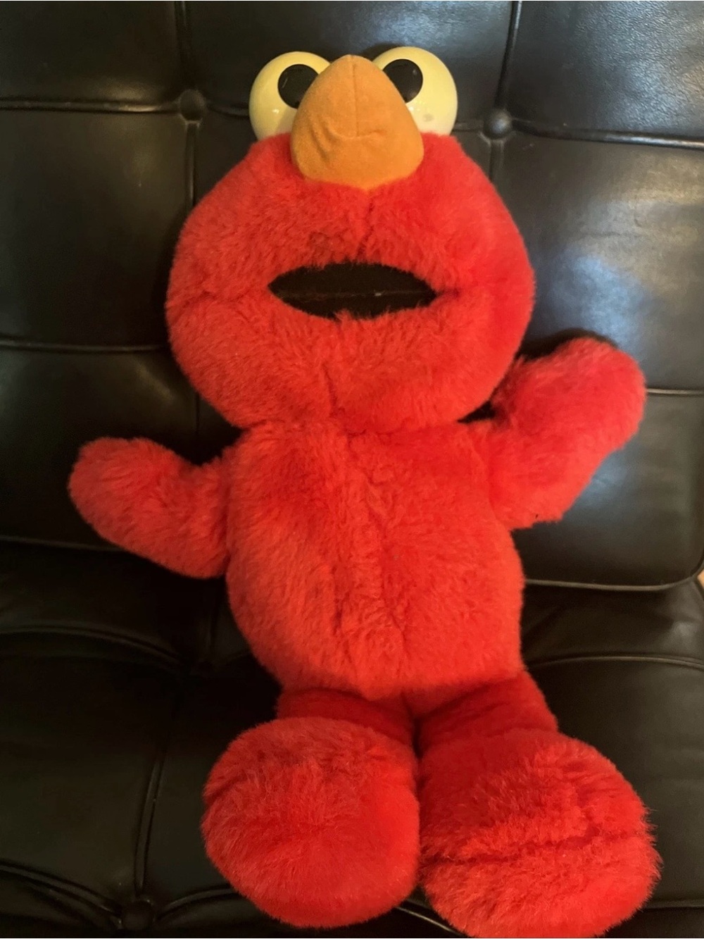 SESAME STREET Tickle Me Elmo Vintage 1997 Toy Tyco Plush Stuffed Jim Henson